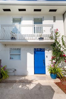 /international/us/2035-ne-123rd-st-north-miami-fl-110101401533/