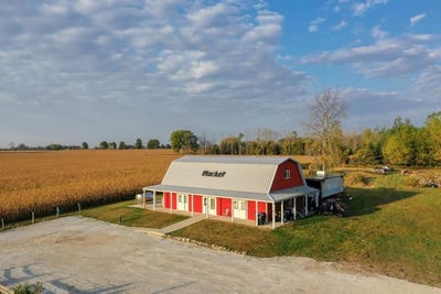 /international/us/s1867-hwy-42-sturgeon-bay-wi-110102321465/