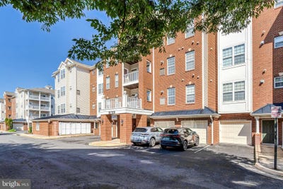 /international/us/9722-holmes-place-manassas-park-va-110108567503/