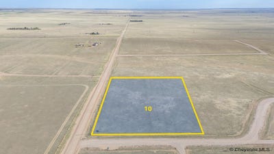 /international/us/tract-10-road-143-burns-wy-110108074586/