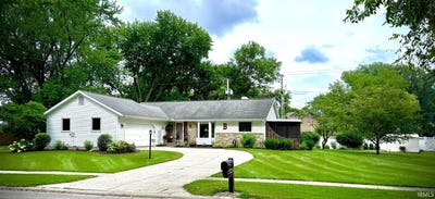/international/us/1708-n-bay-drive-elkhart-in-110101063356/