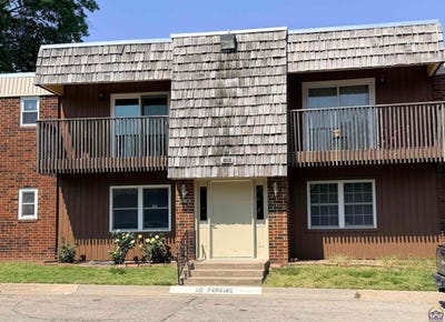 /international/us/5466-sw-12th-ter-topeka-ks-110108153086/