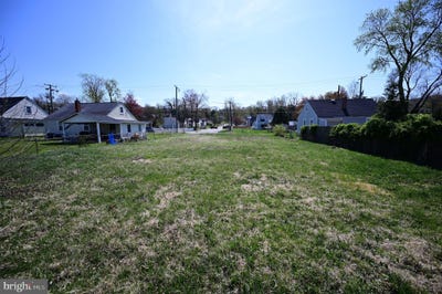 /international/us/211-seneca-drive-oxon-hill-md-110106931855/
