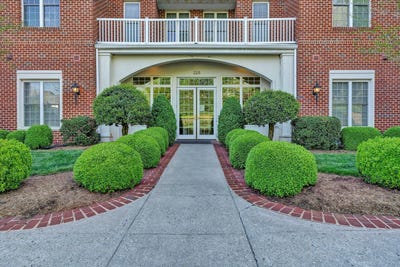 /international/us/225-23rd-st-sw-roanoke-va-110107207571/