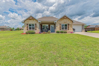 /international/us/177-mill-street-emory-tx-110108496775/