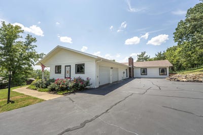 /international/us/29-trail-ridge-drive-kimberling-city-mo-110100533371/