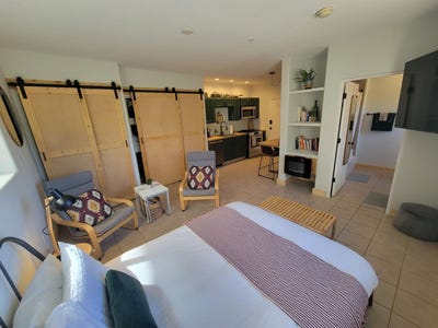 /international/us/91-kachina-rd-taos-ski-valley-nm-110108179485/