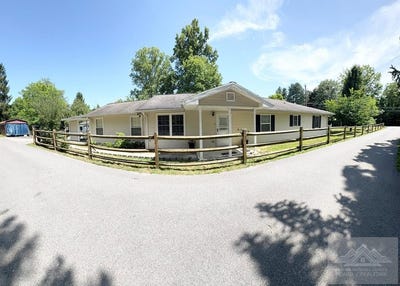 /international/us/1102-park-avenue-princeton-wv-110109229456/