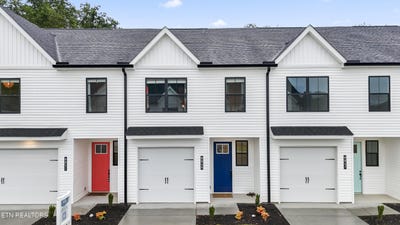 /international/us/8849-chapman-trace-way-knoxville-tn-110100473119/