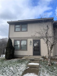 /international/us/347-ridge-point-cir-bridgeville-pa-110096895697/
