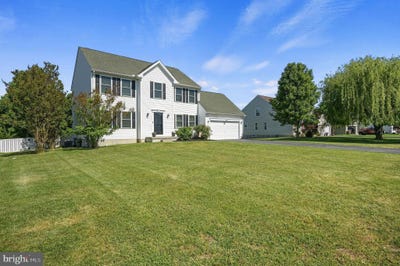 /international/us/9-big-pond-drive-milford-de-110107794915/