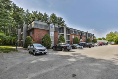 /international/us/7-blackstone-drive-nashua-nh-110108579746/