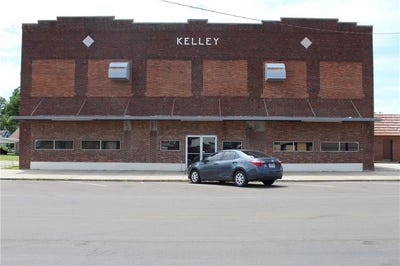 /international/us/214-s-washington-avenue-iola-ks-110108748409/