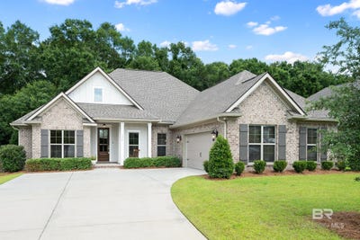 /international/us/335-garrison-boulevard-fairhope-al-110099407945/