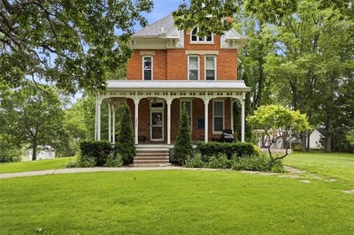 /international/us/320-east-street-tipton-ia-110109118519/