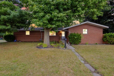 /international/us/201-sheridan-avenue-north-judson-in-110100946962/