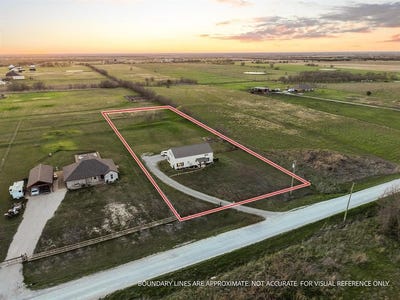 /international/us/5828-county-road-1093-celeste-tx-110106557720/
