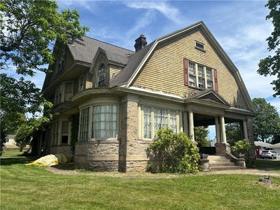 /international/us/1126-high-st-luzerne-twp-pa-110108473055/