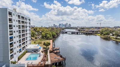 /international/us/2780-n-riverside-drive-tampa-fl-110107476890/