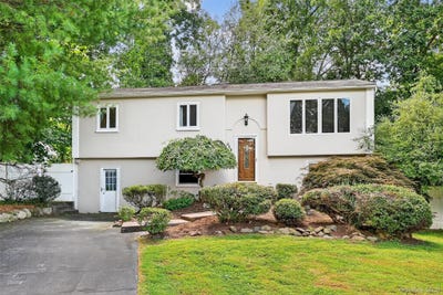 /international/us/731-manette-lane-valley-cottage-ny-110108849936/