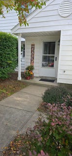 /international/us/84-maine-road-plattsburgh-ny-110120120122/