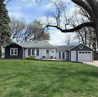 /international/us/775-shoreacres-drive-fairmont-mn-110108542221/