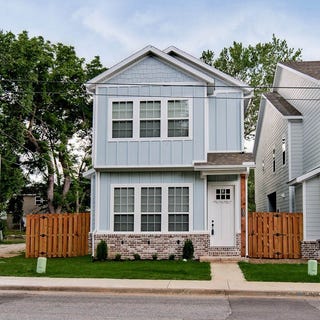 /international/us/502-w-persimmon-street-rogers-ar-110106151481/