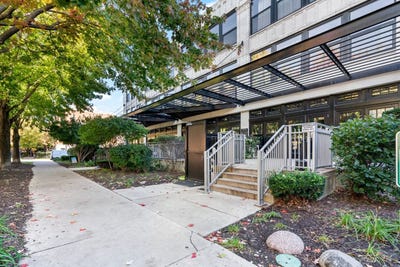 /international/us/1001-w-15th-street-chicago-il-110109241790/