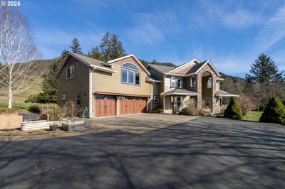 /international/us/4055-westwood-dr-tillamook-or-110097573241/