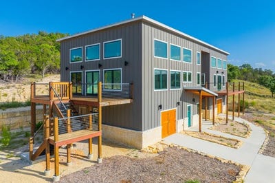 /international/us/119-s-springwood-lane-kerrville-tx-110100948034/