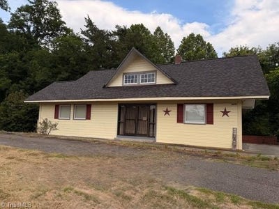/international/us/2600-nc-highway-8-n-danbury-nc-110108905191/