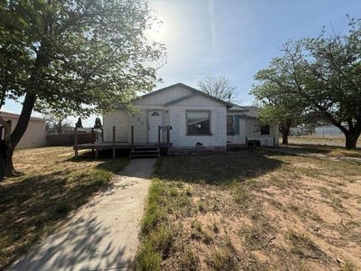 /international/us/601-s-franklin-ave-monahans-tx-110106922736/