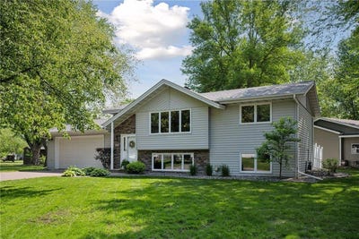 /international/us/220-willow-lane-foley-mn-110100452279/