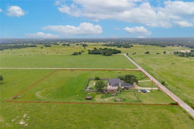 /international/us/1192-county-road-138-giddings-tx-110108011100/