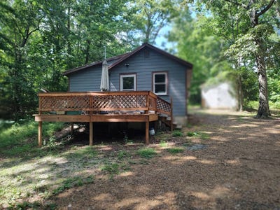 /international/us/325-e-oak-drive-buchanan-tn-110108568748/