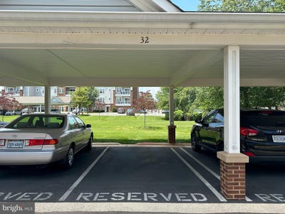 /international/us/20600-hope-spring-terrace-ashburn-va-110100504072/
