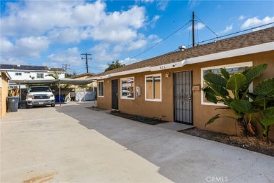 /international/us/825-s-shelton-street-santa-ana-ca-110108666406/