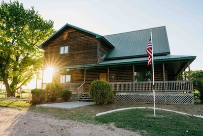 /international/us/42705-county-rd-765-cozad-ne-110108988458/