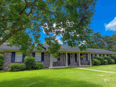 /international/us/2103-wildwood-drive-brewton-al-110101500132/?lang=en