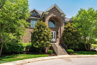 /international/us/15323-royal-troon-ave-louisville-ky-110100036351/