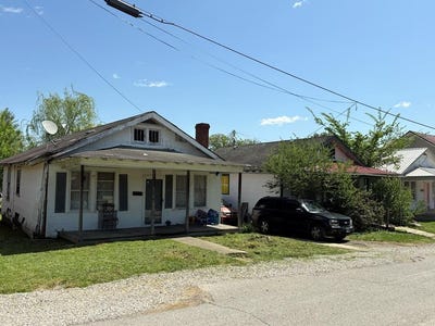 /international/us/114-116-rice-street-louisa-ky-110107516256/