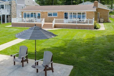 /international/us/20518-diamond-shores-drive-cassopolis-mi-110108228004/