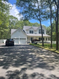 /international/us/22-jerusalem-hollow-road-manorville-ny-110100917314/