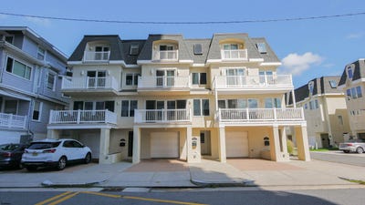 /international/us/137-s-berkley-square-atlantic-city-nj-110108029024/
