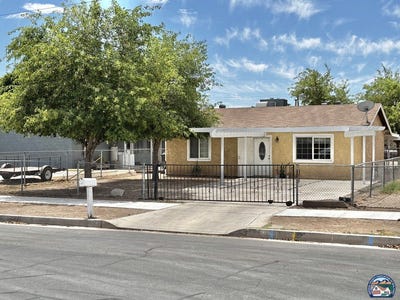 /international/us/1260-h-st-brawley-ca-110107989574/