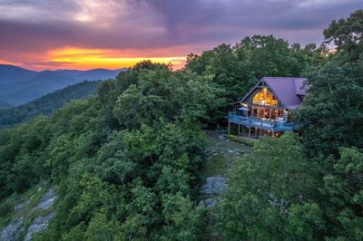 /international/us/1783-w-cliff-rd-cullowhee-nc-110101398012/