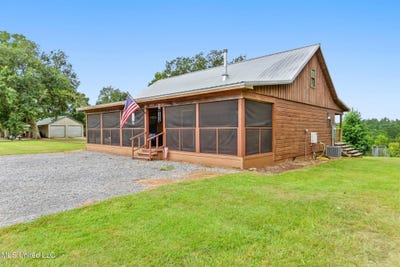 /international/us/150-byrd-lane-lucedale-ms-110101358645/