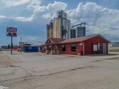 /international/us/206-highway-69-n-forest-city-ia-110119757483/