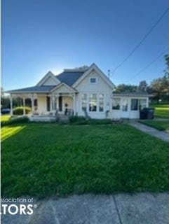 /international/us/205-s-edgerton-street-exira-ia-110120420822/