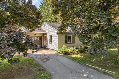 /international/us/8-sylvan-road-orono-me-110098664531/